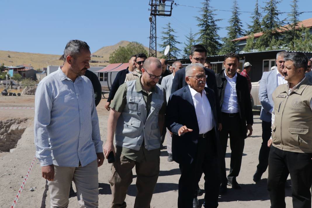 İç Anadolu’nun en büyük mozaik kazısından sürpriz çıktı 11